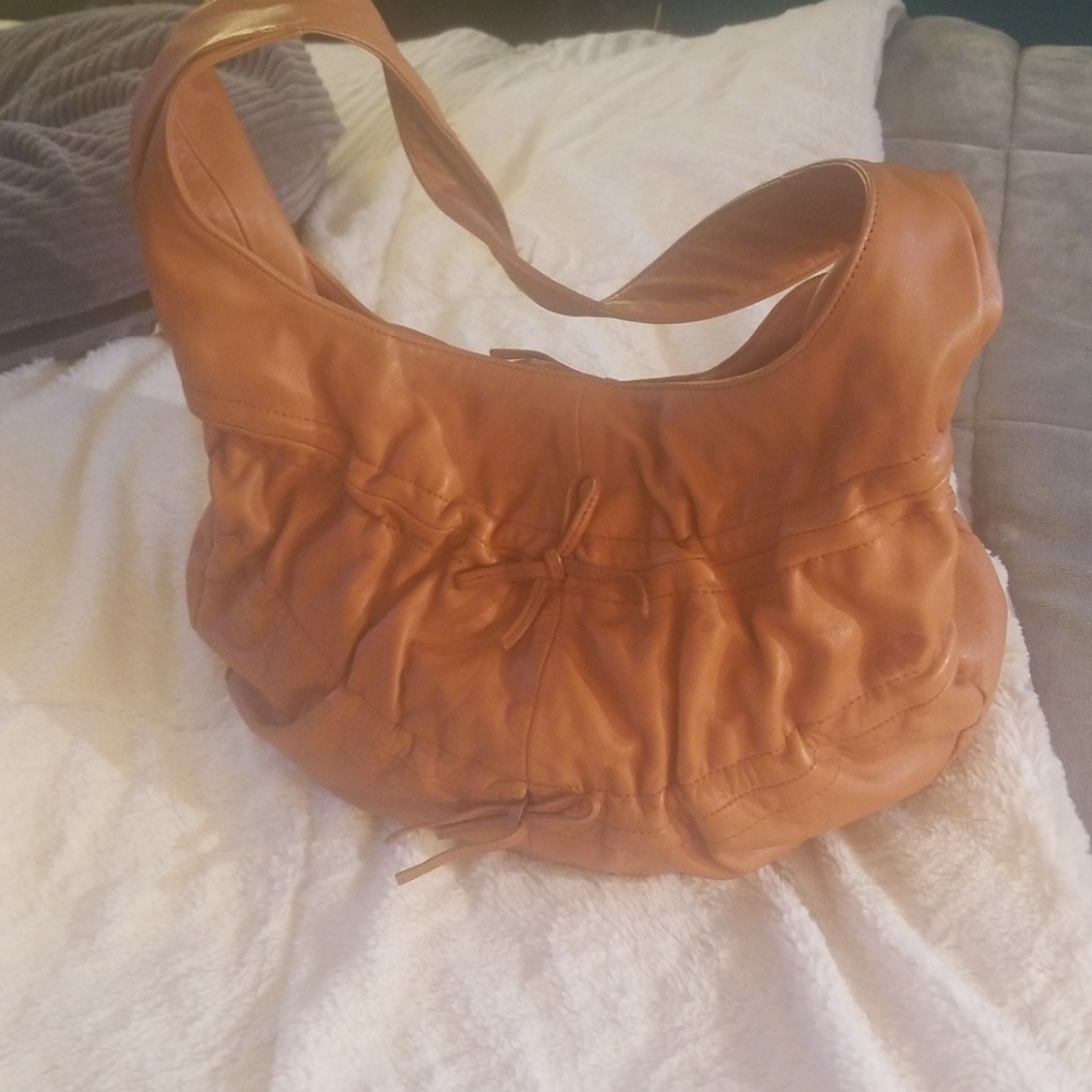 Beautiful leather DKNY bag